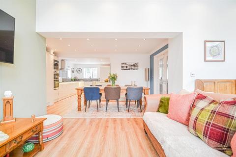 47 Astor Drive, Warrington, WA4 3DS