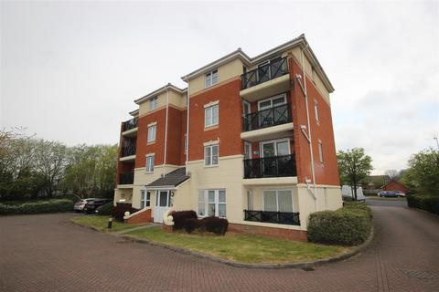 2 bedroom apartment for sale, Luanne Close, Cradley Heath B64