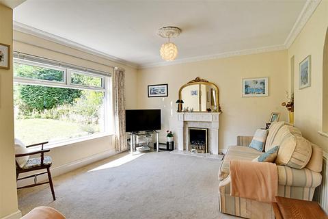 3 bedroom detached house for sale, Sandy Close, Hertford SG14