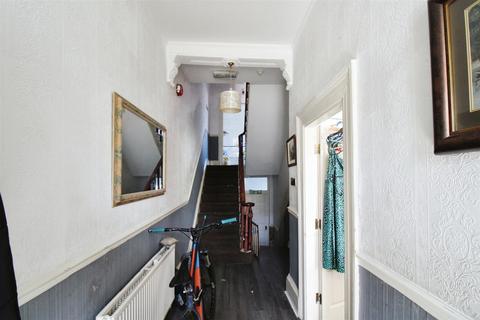 101 Beach Road, South Shields, NE33 2LZ