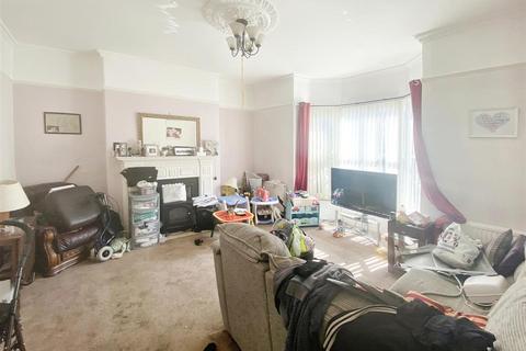 101 Beach Road, South Shields, NE33 2LZ