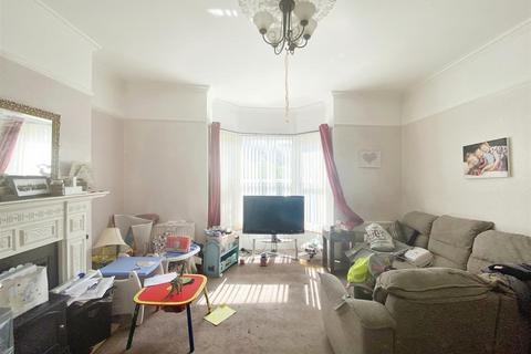 101 Beach Road, South Shields, NE33 2LZ