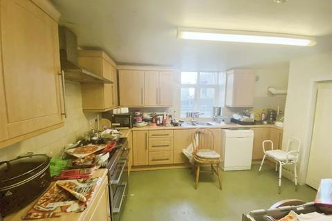 101 Beach Road, South Shields, NE33 2LZ