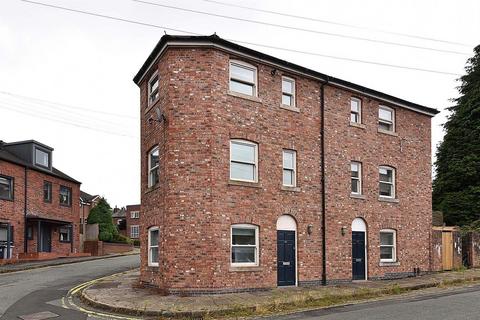 2 bedroom townhouse to rent, Paradise Street, Macclesfield, Cheshire, SK11 6QN