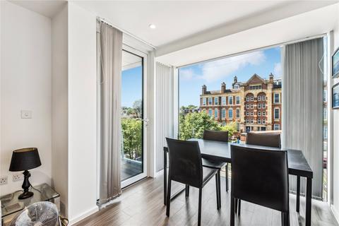 1 bedroom apartment for sale, Spectrum Way, London, SW18