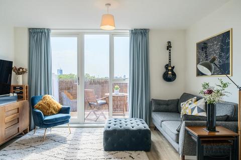 1 bedroom flat for sale, River Rise Close, Surrey Quays, SE8