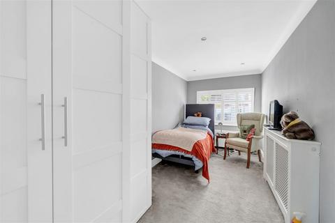 5 Annesley Drive, Croydon, CR0 8QX