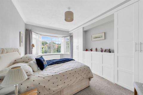 5 Annesley Drive, Croydon, CR0 8QX