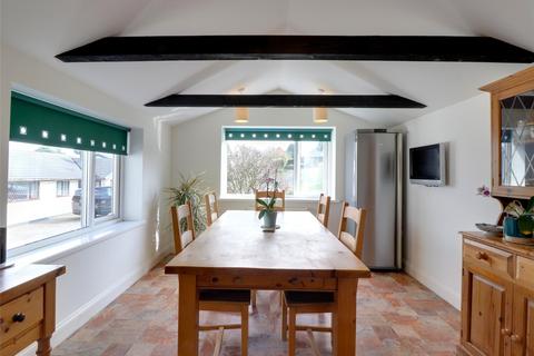 15 Chapel Close, Petrockstow, Okehampton, EX20 3HR
