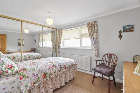 15 Chapel Close, Petrockstow, Okehampton, EX20 3HR