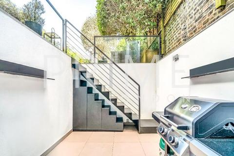 6 bedroom house to rent, Oakley Street, London SW3