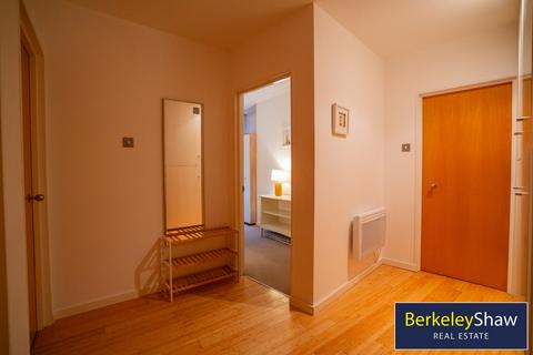 2 bedroom apartment to rent, Beetham Plaza, 25 The Strand, Liverpool
