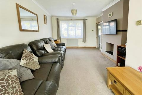 3 bedroom terraced house for sale, Chambersbury Lane, Hemel Hempstead HP3