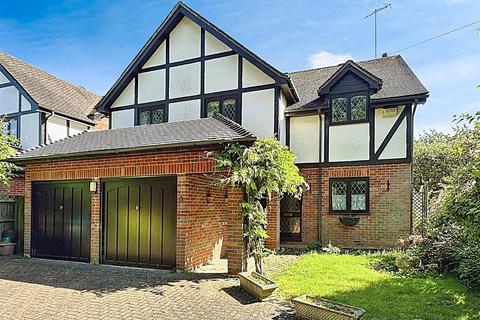 4 bedroom house for sale, Meadow Way, Hemel Hempstead HP3