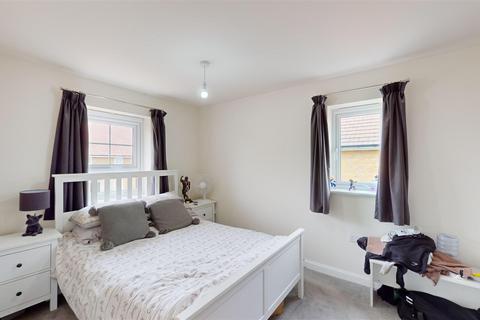 74 Aqua Drive, Hampton Water, Peterborough, PE7 8QN