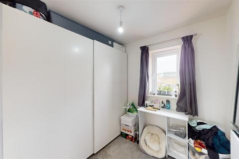 74 Aqua Drive, Hampton Water, Peterborough, PE7 8QN