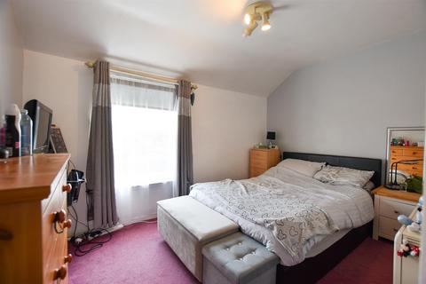 1 bedroom flat for sale, New Road, Ditton