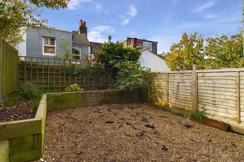 2 bedroom terraced house for sale, Arnold Street, Brighton