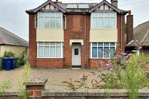 1 bedroom in a house share to rent, Newmarket Road, Cambridge CB5