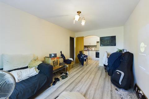 1 bedroom flat to rent, Lampton Road, Hounslow