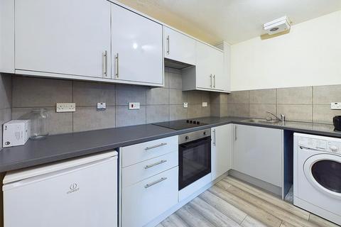 1 bedroom flat to rent, Lampton Road, Hounslow