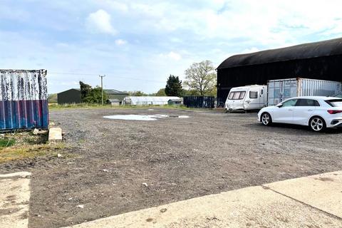 Storage to rent, Unit 7, Butlers Lands Farm, Mortimer, Berkshire