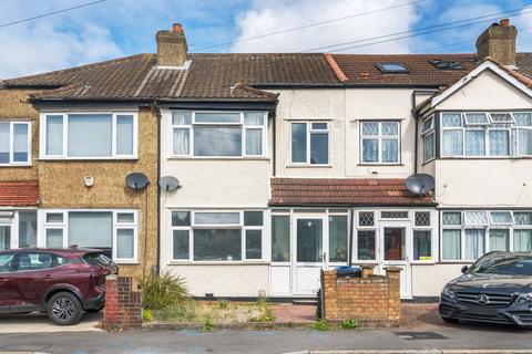 3 bedroom terraced house for sale, Grove Road, Mitcham CR4