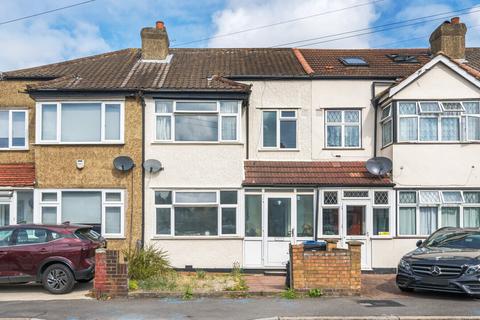 129 Grove Road, Mitcham, CR4 1AE