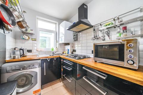 129 Grove Road, Mitcham, CR4 1AE