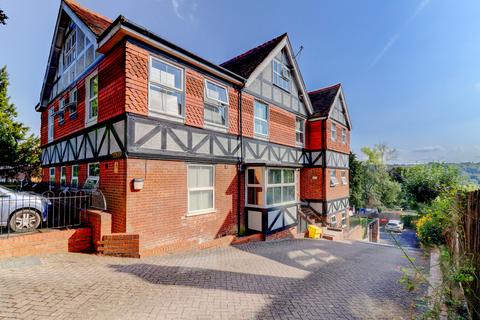 1 bedroom apartment for sale, Priory Road, High Wycombe HP13