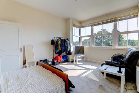 1 bedroom apartment for sale, Priory Road, High Wycombe HP13