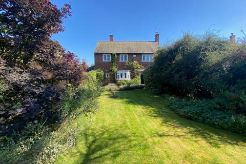 3 bedroom detached house for sale, Ellers Avenue, Doncaster DN4