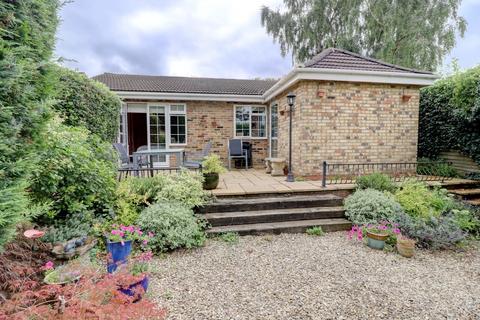 3 bedroom bungalow for sale, Sanctuary Road, High Wycombe HP15