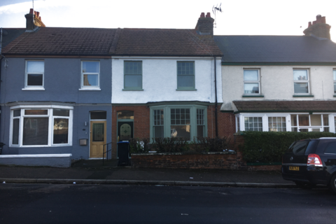 3 bedroom house to rent, Victoria Avenue, Kent CT9