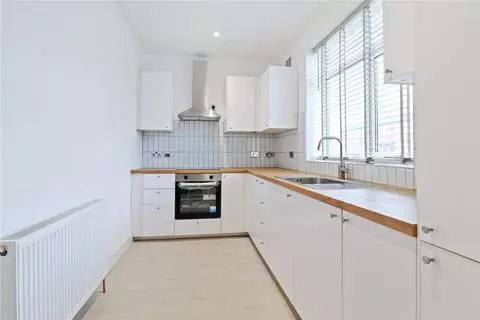 3 bedroom end of terrace house to rent - Näkymä 2