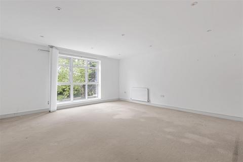 3 bedroom apartment for sale, 16 Trumpington Road, Cambridge CB2