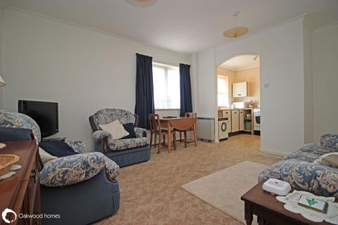 2 bedroom flat for sale, Sutherland Drive, Birchington