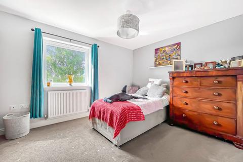 26 Graces Field, Stroud, GL5 4EN