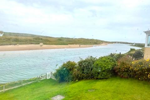 undefined, Y Fron, Aberffraw, Llangefni, Ynys Mon