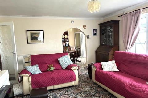 undefined, Y Fron, Aberffraw, Llangefni, Ynys Mon