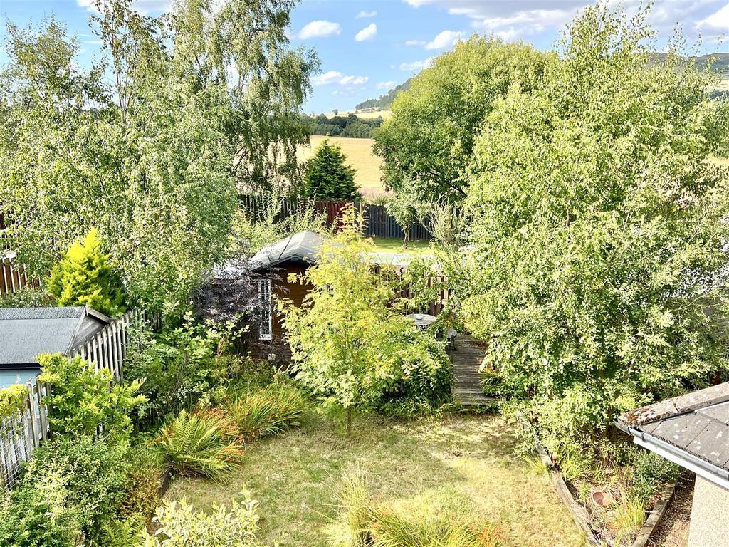 Seafar Drive, Kelty
