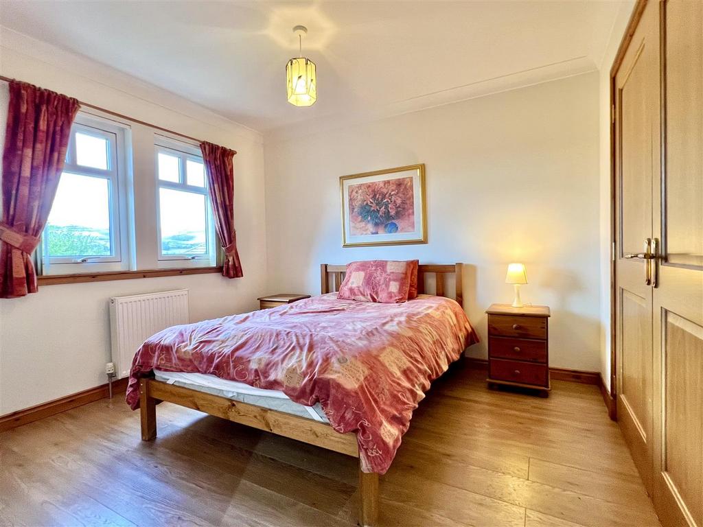 Seafar Drive, Kelty