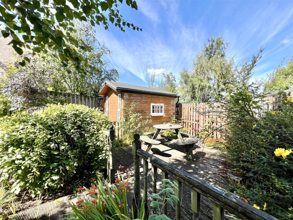 Seafar Drive, Kelty