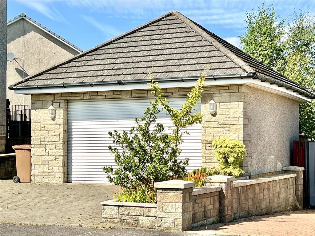 Seafar Drive, Kelty