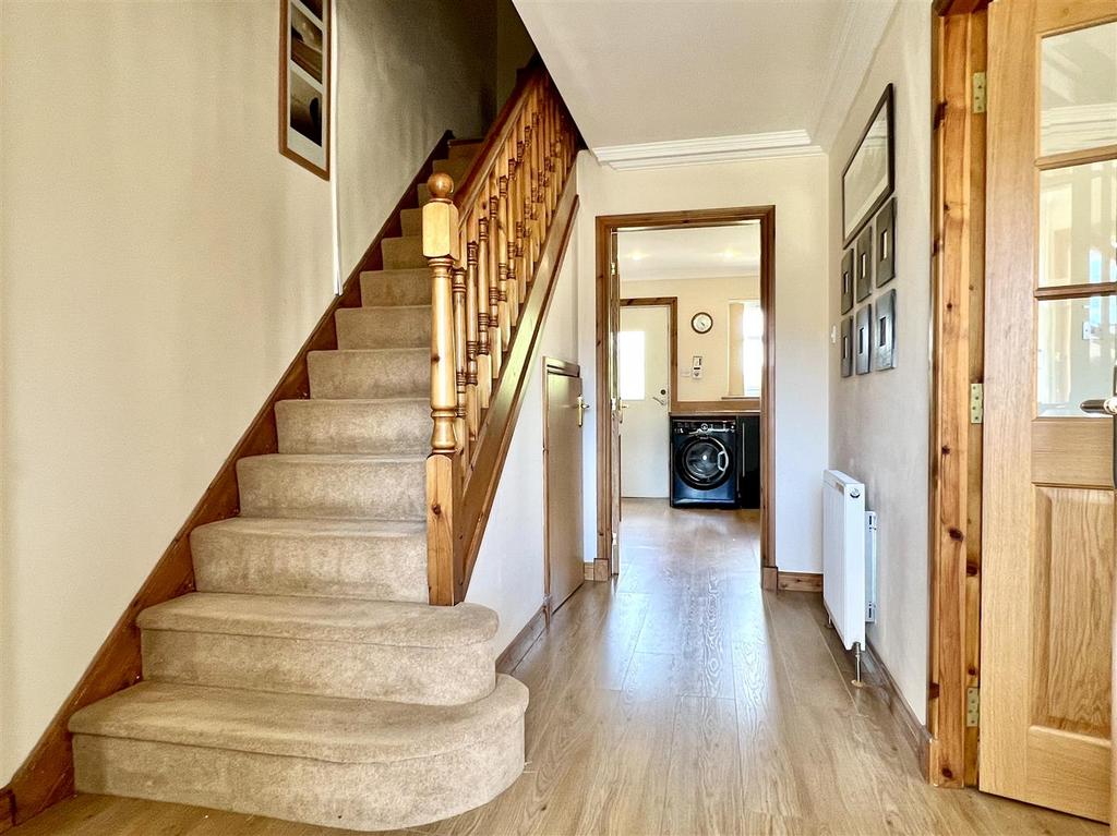 Seafar Drive, Kelty