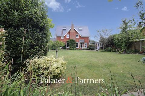 4 bedroom detached house for sale, Fairfield Road, Saxmundham, Suffolk, IP17