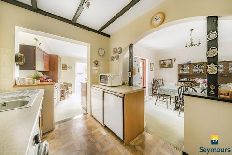 43 Worplesdon Road, Guildford, GU2 9RS