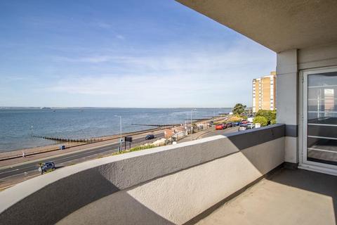 3 bedroom flat for sale, Seaforth Road, Westcliff-on-Sea SS0