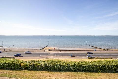 3 bedroom flat for sale, Seaforth Road, Westcliff-on-Sea SS0