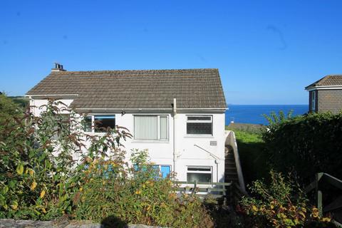 2 bedroom apartment for sale, Meadway, Looe PL13